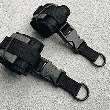 XDcuff® restraint clips metal - ankle cuff, designed for secure patient restraint during transport.