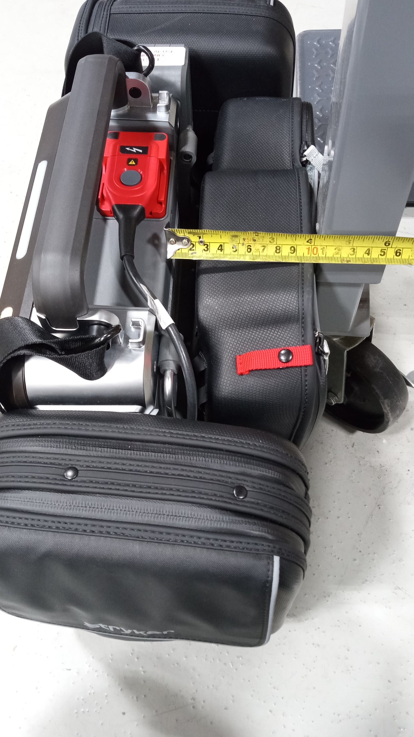 Stryker LIFEPAK 35 Mounting System