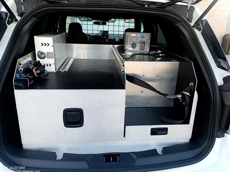 L-Shaped Storage Tray and Large Left Drawer