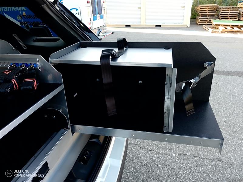L-Shaped Storage Tray and Drawer (Optional Storage Pocket in Drawer)