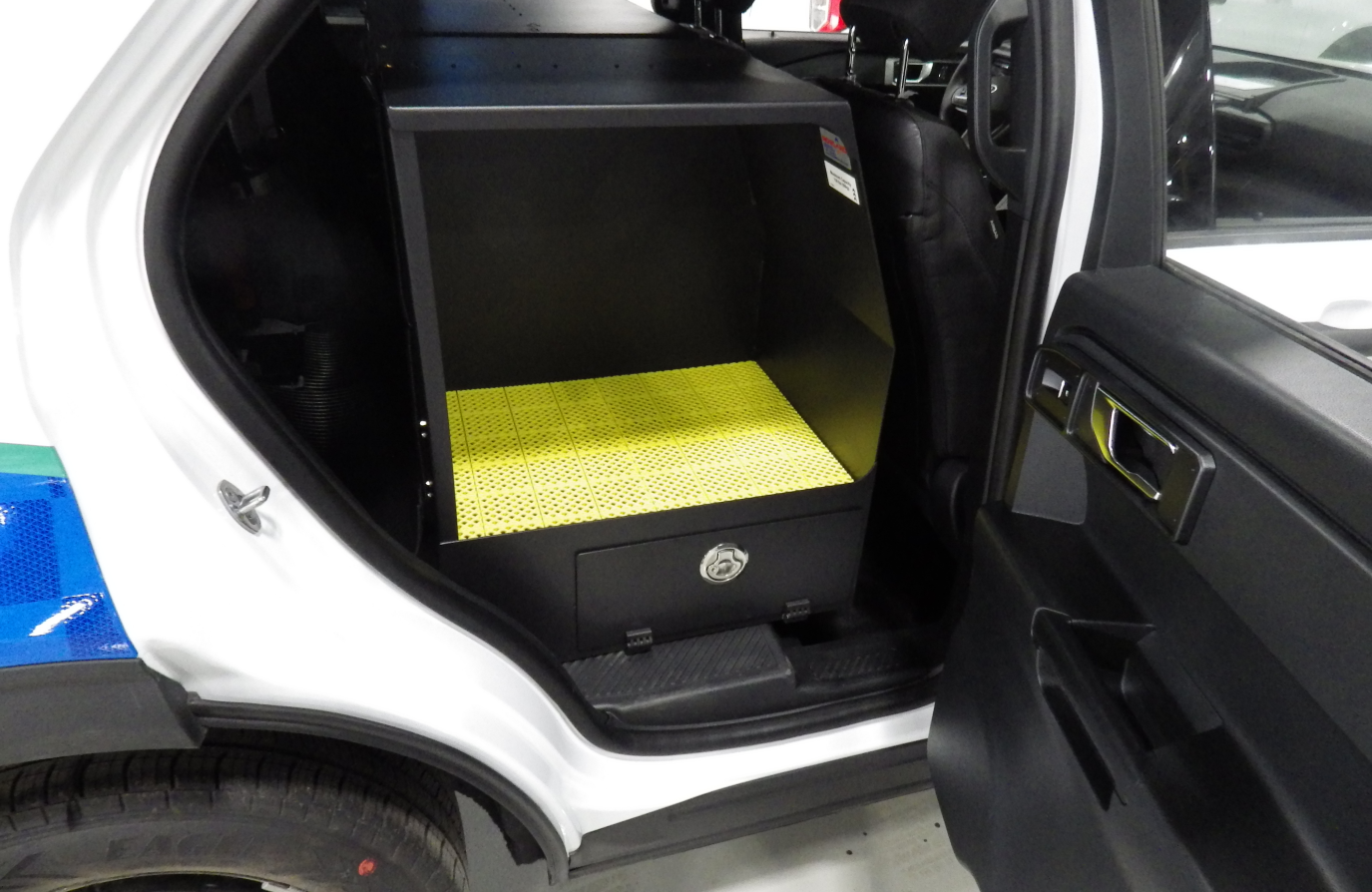 Right-side storage for the Ford Explorer, designed for organized and secure equipment storage.